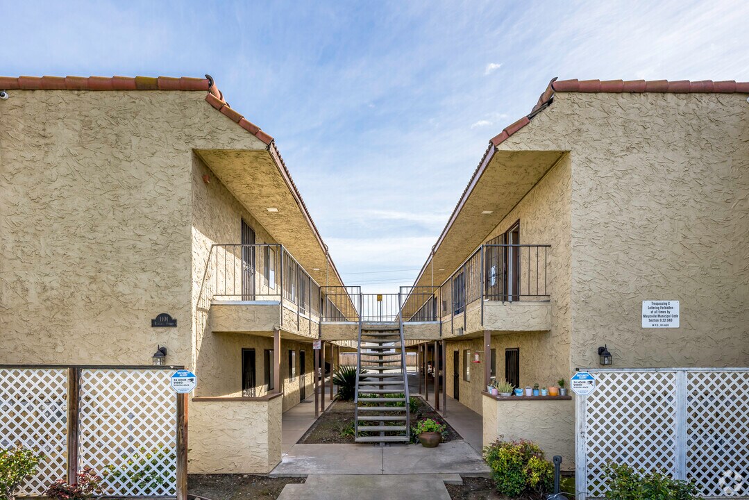 1101 Ramirez Street - 1