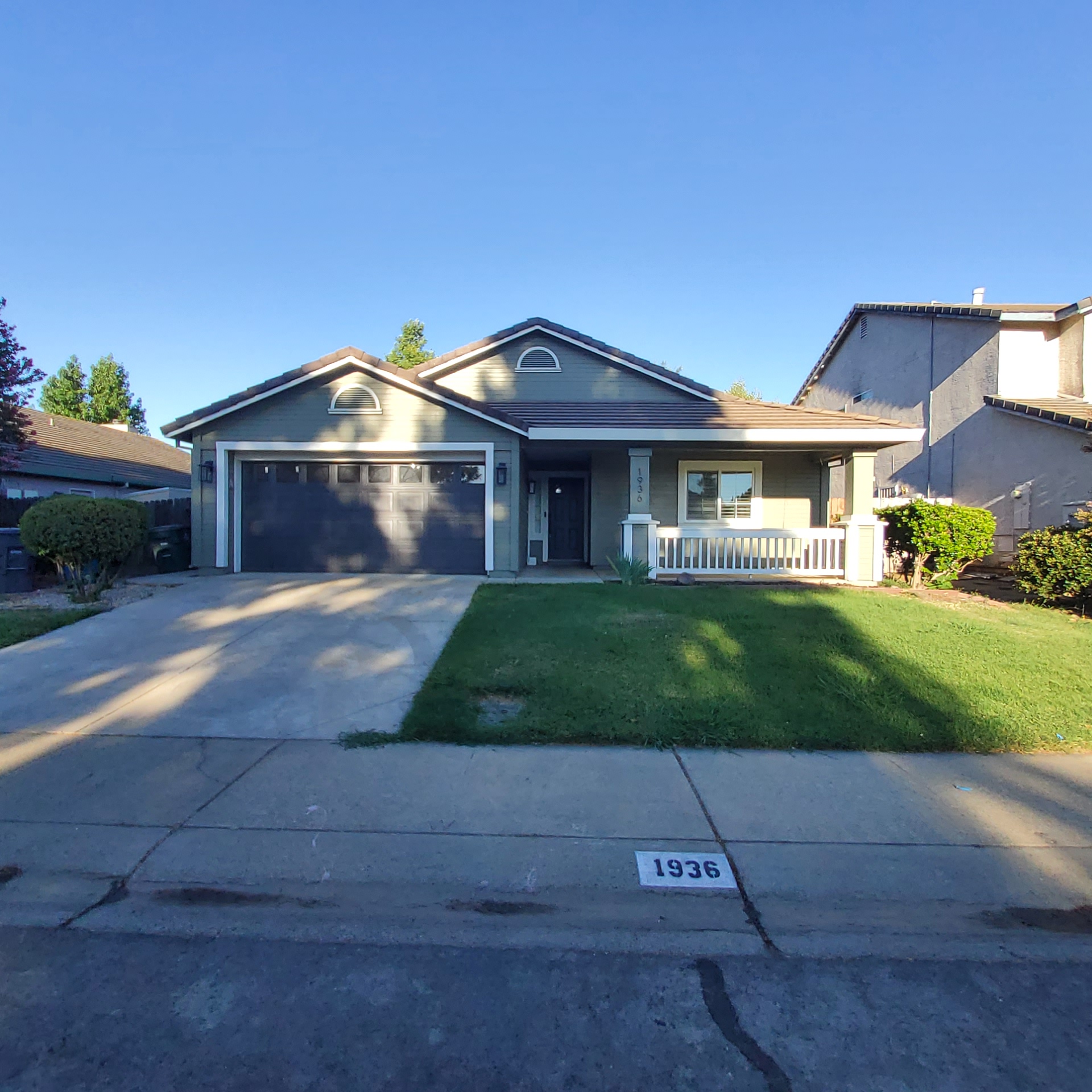 1936 Big Oaks Court