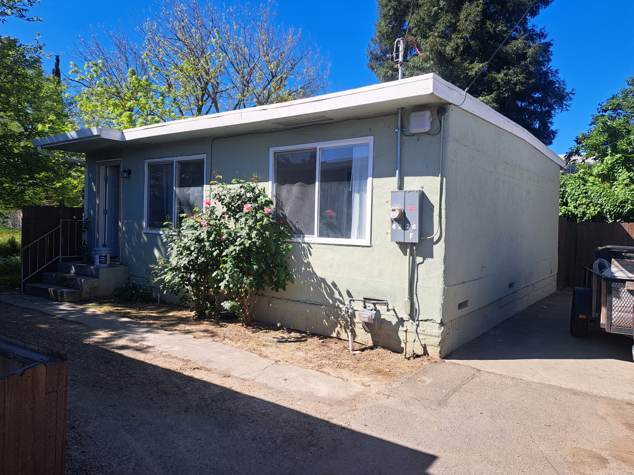 4224 Mary Avenue - F