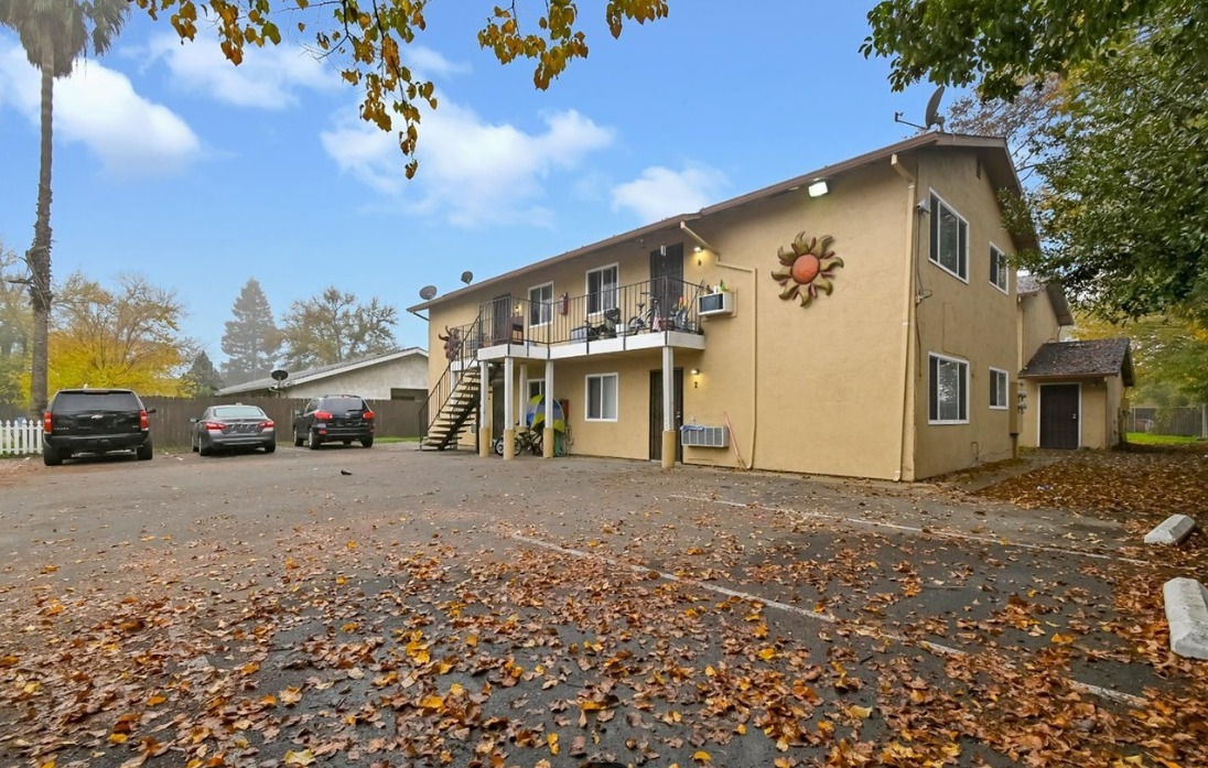 Property main image