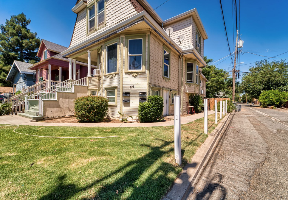 719 6th Street - 3