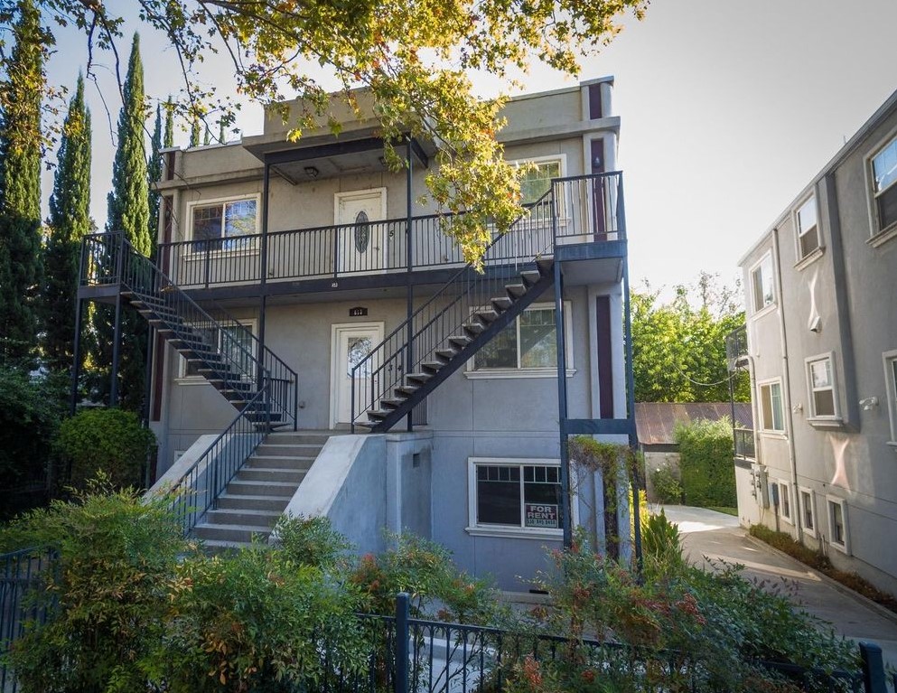 813 F Street - 6