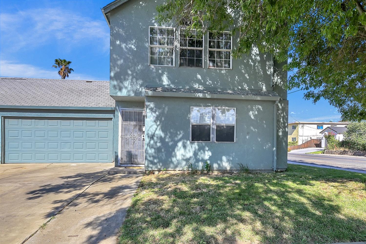 725 Kiley Avenue - 1