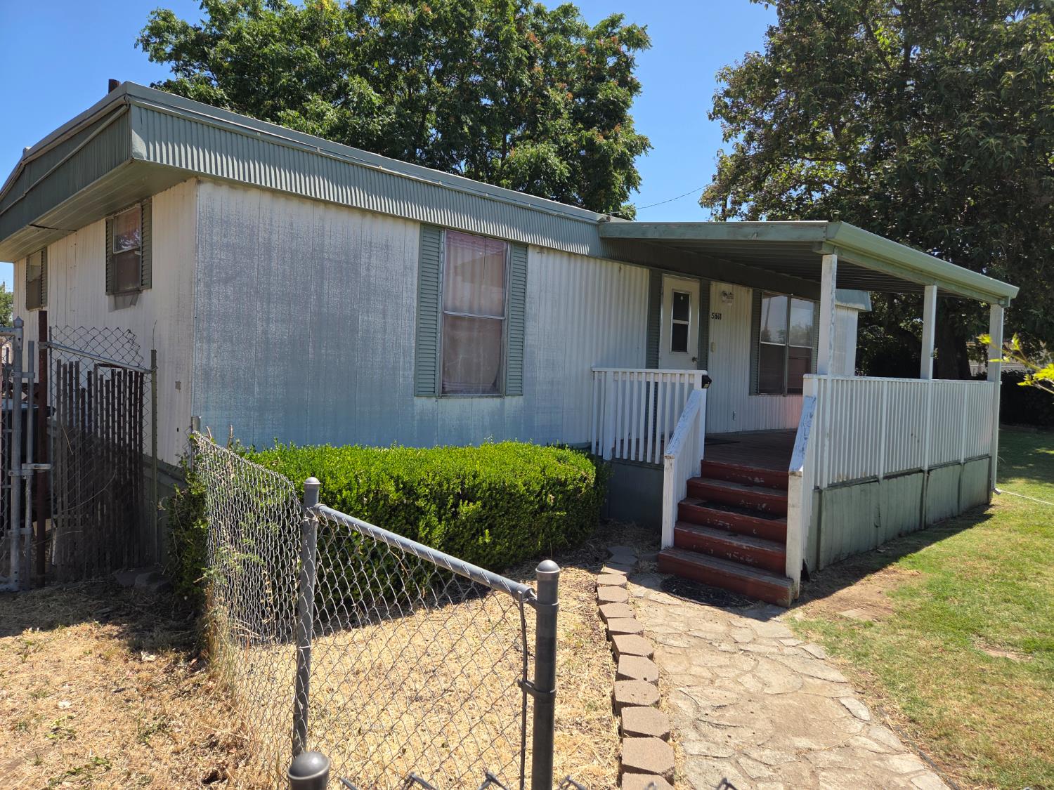 5661 Arboga Road